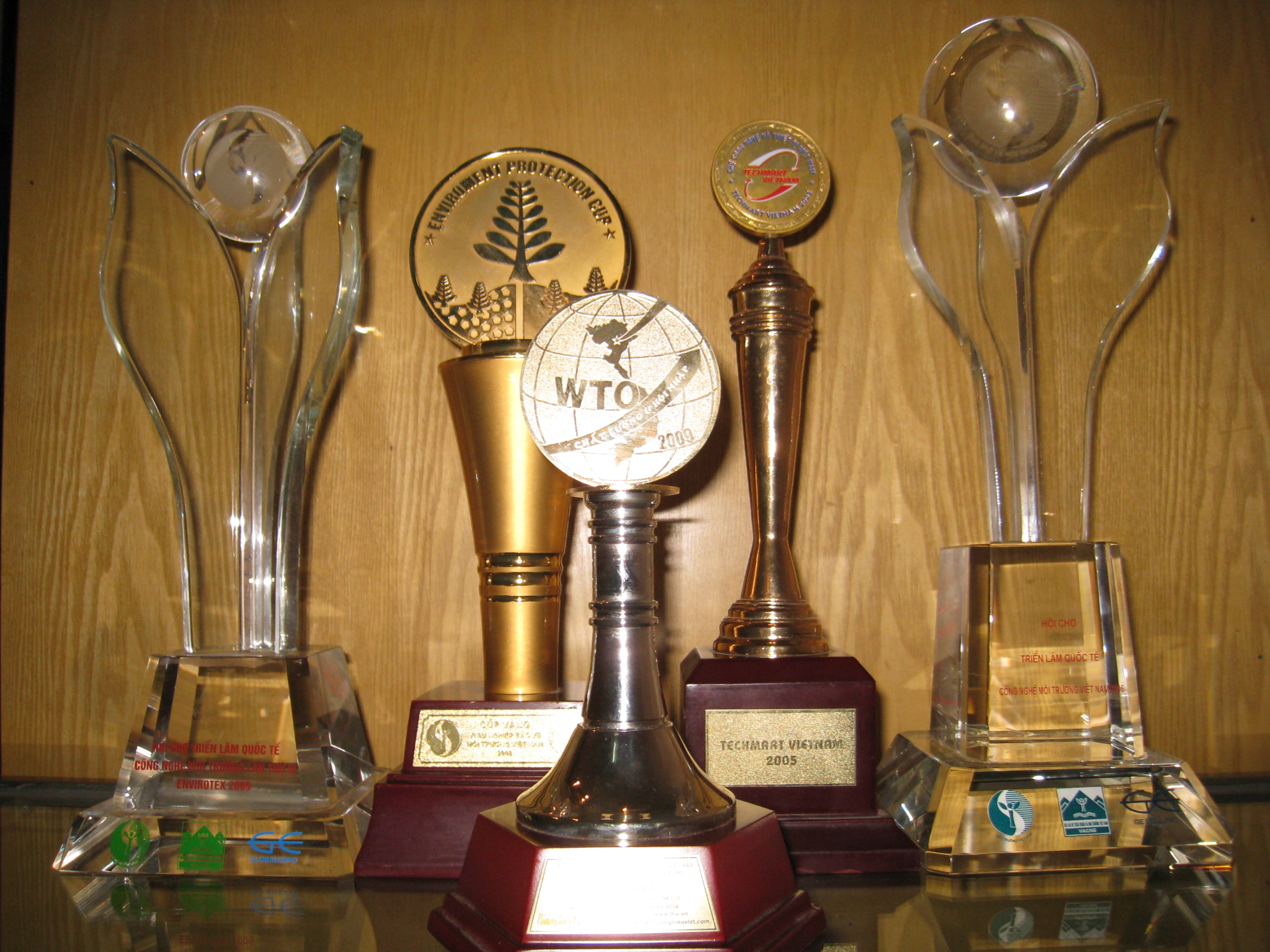 Cúp vàng Techmart Cúp vàng Techmart